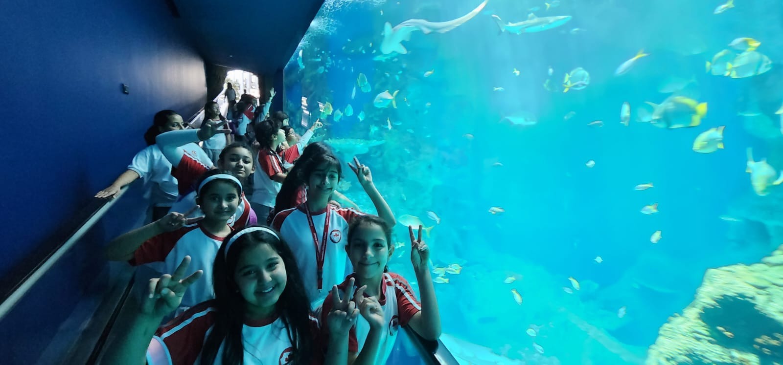 Canadian Bilingual School Kuwait students on a 2023 school trip, photo 1