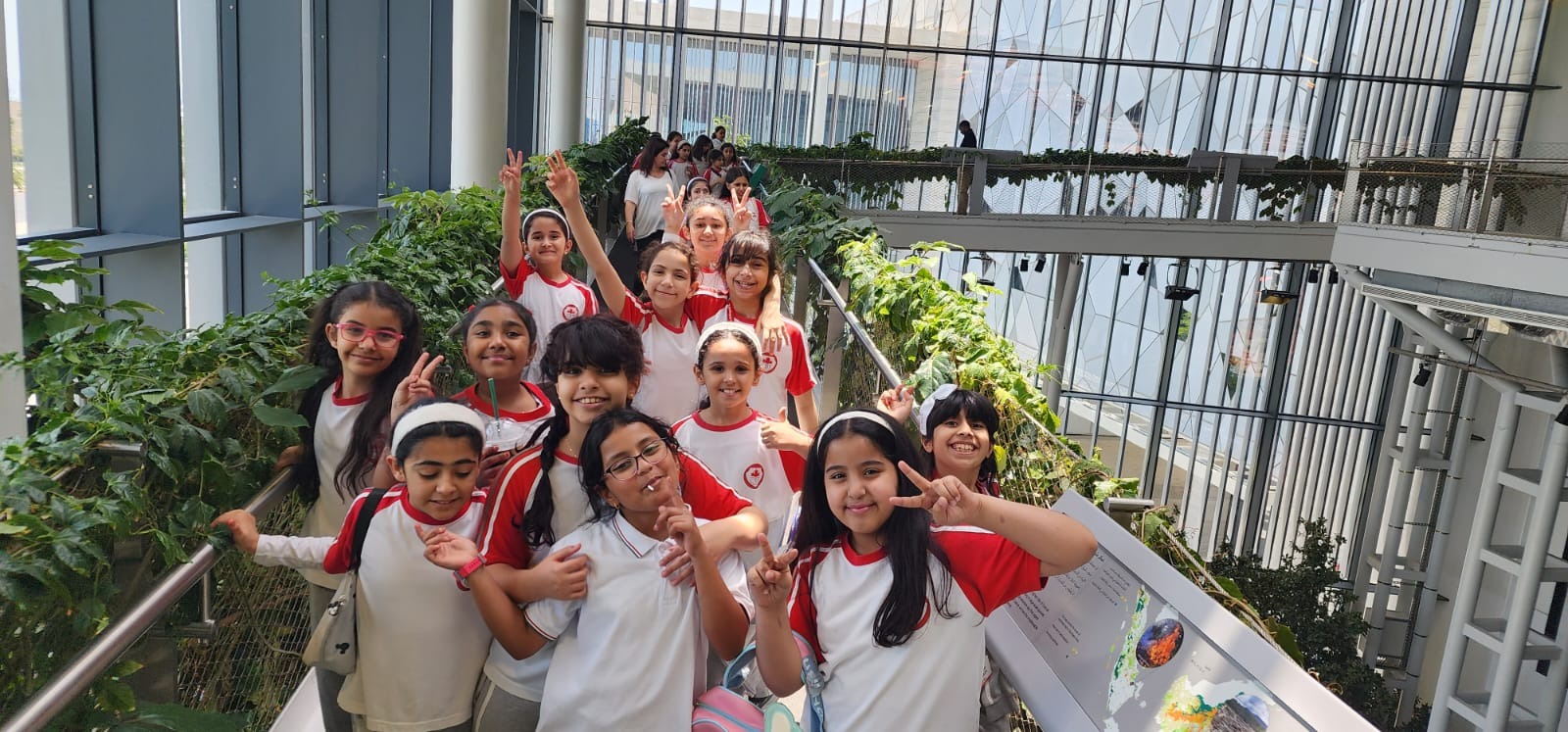 Canadian Bilingual School Kuwait students on a 2023 school trip, photo 2